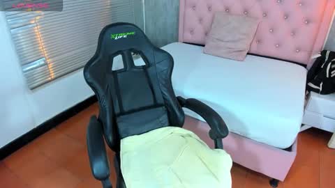 Snapshot of lissa_jhonsoon chatting on November 14, 3:38 am L I S S A online show from November 14, 3:38 am