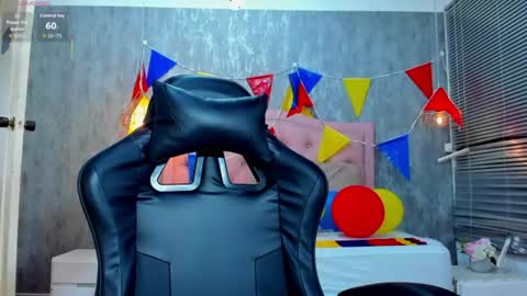 L I S S A  online show from June 23, 3:26 am