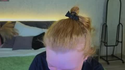 Lissa online show from April 5, 9:39 am