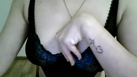 Lissa online show from January 25, 9:57 pm