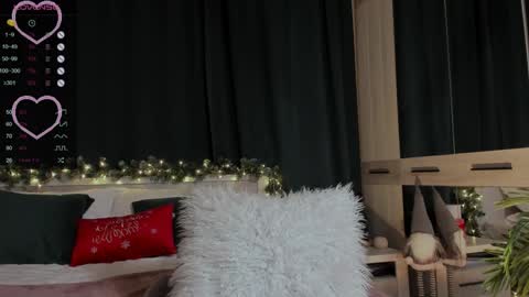 lissa_rose online show from December 15, 4:04 pm