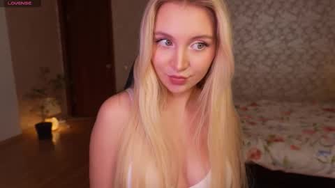 Lissa online show from November 10, 10:36 am