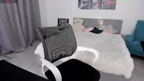 Snapshot of lissameoww chatting on July 19, 1:31 am lissameoww online show from July 19, 1:31 am