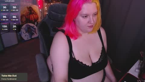 Lissa online show from November 7, 4:51 pm