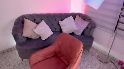 Snapshot of lissascarlett_1 chatting on November 12, 8:30 pm Lisssa online show from November 12, 8:30 pm