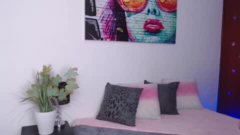 Snapshot of lissbrown chatting on January 18, 3:38 pm Liss Brown online show from January 18, 3:38 pm