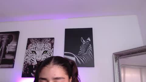 Snapshot of lissbrown chatting on December 3, 12:58 pm Liss Brown online show from December 3, 12:58 pm