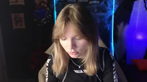 Snapshot of litabrom chatting on October 26, 2:06 am Lena online show from October 26, 2:06 am