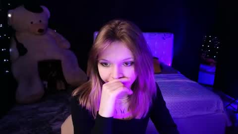 Snapshot of litabrom chatting on November 14, 2:32 am Lena online show from November 14, 2:32 am