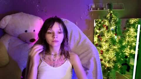 Snapshot of litabrom chatting on December 17, 8:53 am Lena online show from December 17, 8:53 am