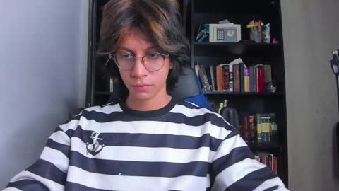 Literateboy online show from January 13, 1:33 am