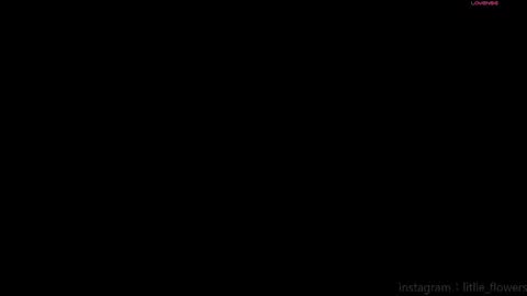 Snapshot of litlle_flowers chatting on October 7, 11:40 am Lana online show from October 7, 11:40 am