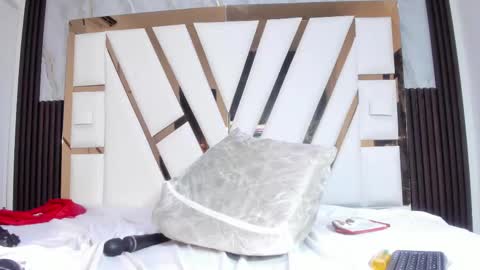 Snapshot of litte_ebony chatting on March 6, 9:53 pm Ashley online show from March 6, 9:53 pm