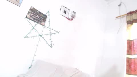 litte_ebonyx online show from February 14, 9:44 pm