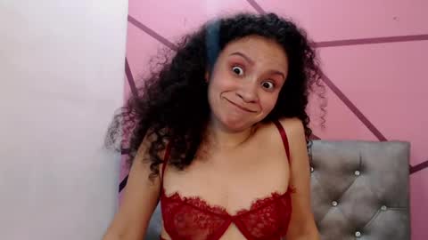 little18doll online show from April 28, 9:09 pm