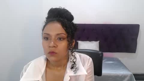little18doll online show from August 1, 9:25 pm