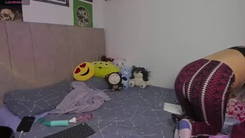 little__ammy online show from July 18, 2:27 am