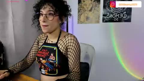 little__ammy online show from July 31, 2:44 am