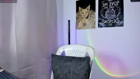 little__ammy online show from August 2, 5:06 am