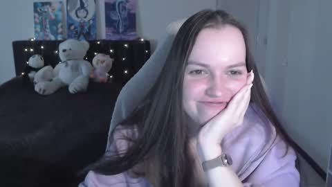 little__flowers online show from March 7, 8:55 am