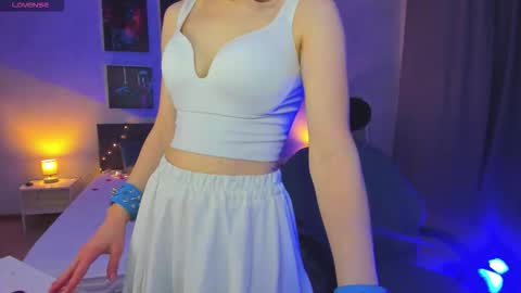 Isabel online show from February 25, 1:37 am