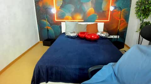 Snapshot of little__isabel chatting on July 26, 1:36 am Isabel online show from July 26, 1:36 am