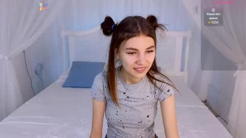    online show from April 7, 10:48 am
