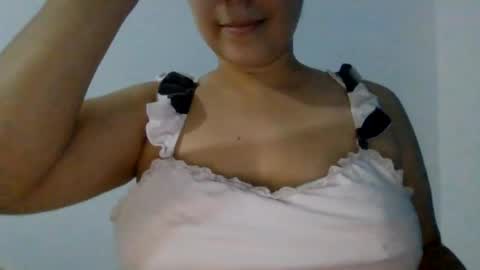 Snapshot of little_anef chatting on August 1, 3:06 am little_anef online show from August 1, 3:06 am