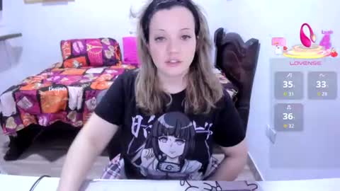 Snapshot of little_angely chatting on July 16, 4:51 am Angely online show from July 16, 4:51 am