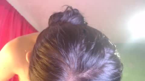 Snapshot of little_aphrodite2 chatting on December 16, 9:31 pm Aliciaparaisss online show from December 16, 9:31 pm