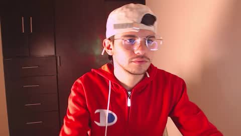 Snapshot of little_daniell chatting on November 22, 5:50 am Daniel online show from November 22, 5:50 am