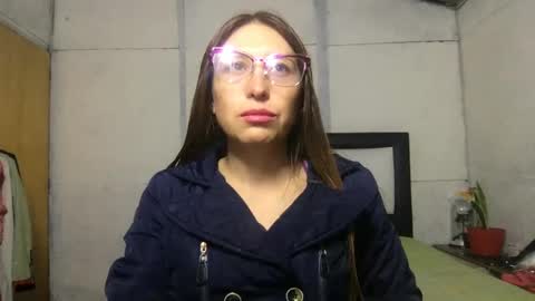 Snapshot of little_devil_diablita90 chatting on September 9, 2:33 am Diablita online show from September 9, 2:33 am