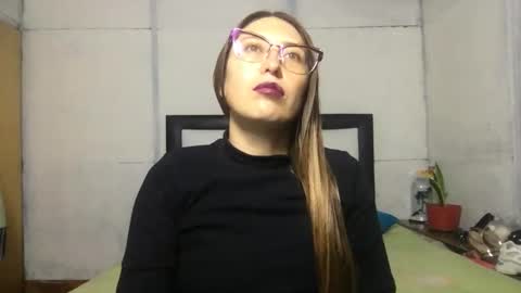 Snapshot of little_devil_diablita90 chatting on September 22, 1:07 am Diablita online show from September 22, 1:07 am