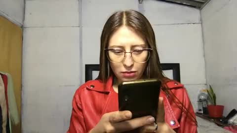 Snapshot of little_devil_diablita90 chatting on October 30, 2:35 am Diablita online show from October 30, 2:35 am