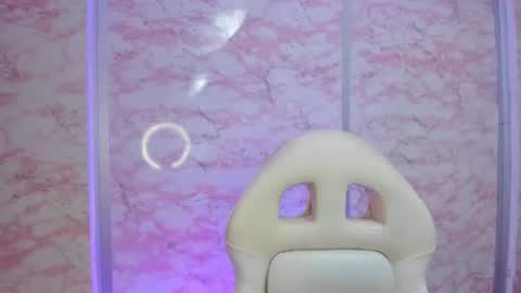 Snapshot of little_doll_4u chatting on July 13, 10:07 am ANNI online show from July 13, 10:07 am