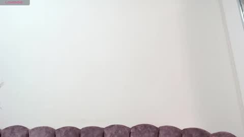 Snapshot of little_melanie chatting on February 23, 4:02 pm little_melanie online show from February 23, 4:02 pm