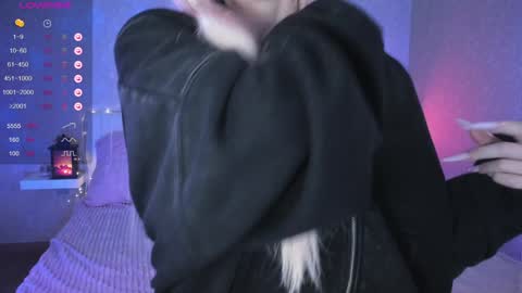 Snapshot of little_misaki chatting on February 2, 1:34 am Maria online show from February 2, 1:34 am