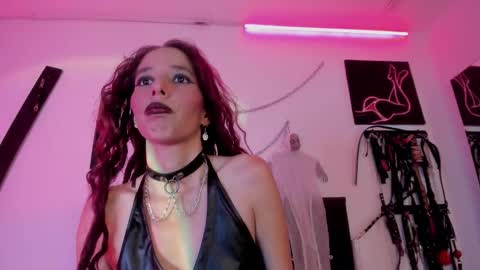 Snapshot of little_nauughty2 chatting on November 22, 1:43 pm Little Nauughty2 online show from November 22, 1:43 pm