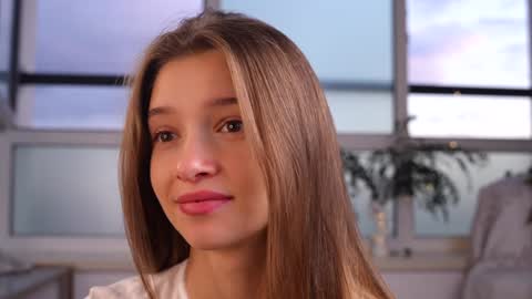 Snapshot of little_poetry chatting on September 8, 3:55 pm Kiki online show from September 8, 3:55 pm