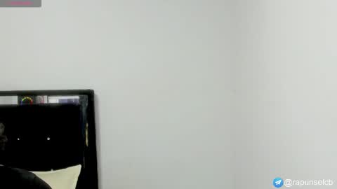 Snapshot of little_rapunsel_ chatting on September 28, 1:38 pm RAPUNSEL AND CAIN online show from September 28, 1:38 pm