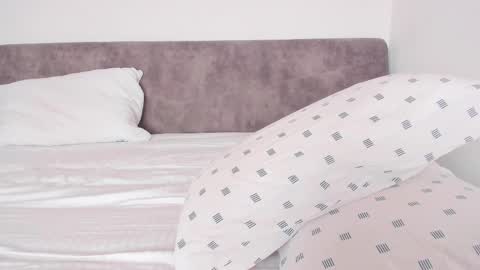 hey im anna online show from February 26, 9:32 am