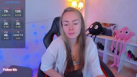 Snapshot of little_rockk chatting on October 6, 4:21 am little_rockk online show from October 6, 4:21 am