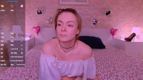 Snapshot of little_rockk chatting on May 6, 10:53 am little_rockk online show from May 6, 10:53 am