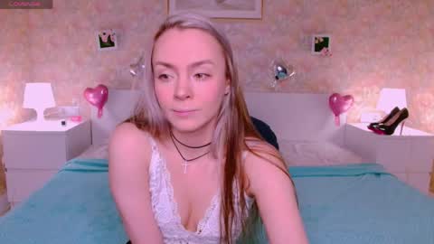 Snapshot of little_rockk chatting on June 1, 9:33 am little_rockk online show from June 1, 9:33 am
