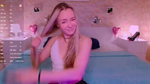 little_rockk online show from July 18, 12:42 pm