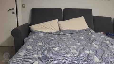 Snapshot of little_sakuraxxx chatting on December 14, 3:18 am GiuliaFrancesco online show from December 14, 3:18 am