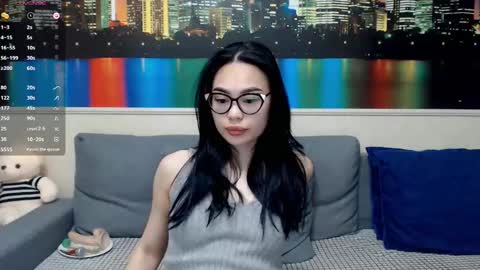 Kwan online show from December 7, 12:24 pm