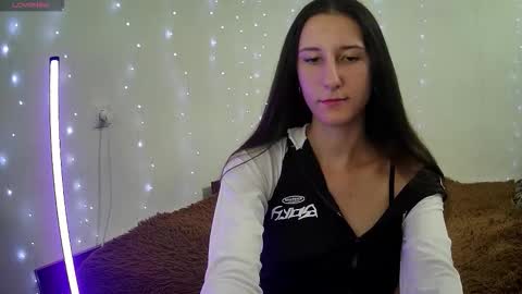 LittleAhWitch online show from September 23, 9:34 am