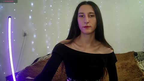 LittleAhWitch online show from June 8, 9:09 am