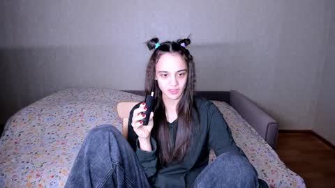 littleashleyy online show from December 27, 5:48 pm